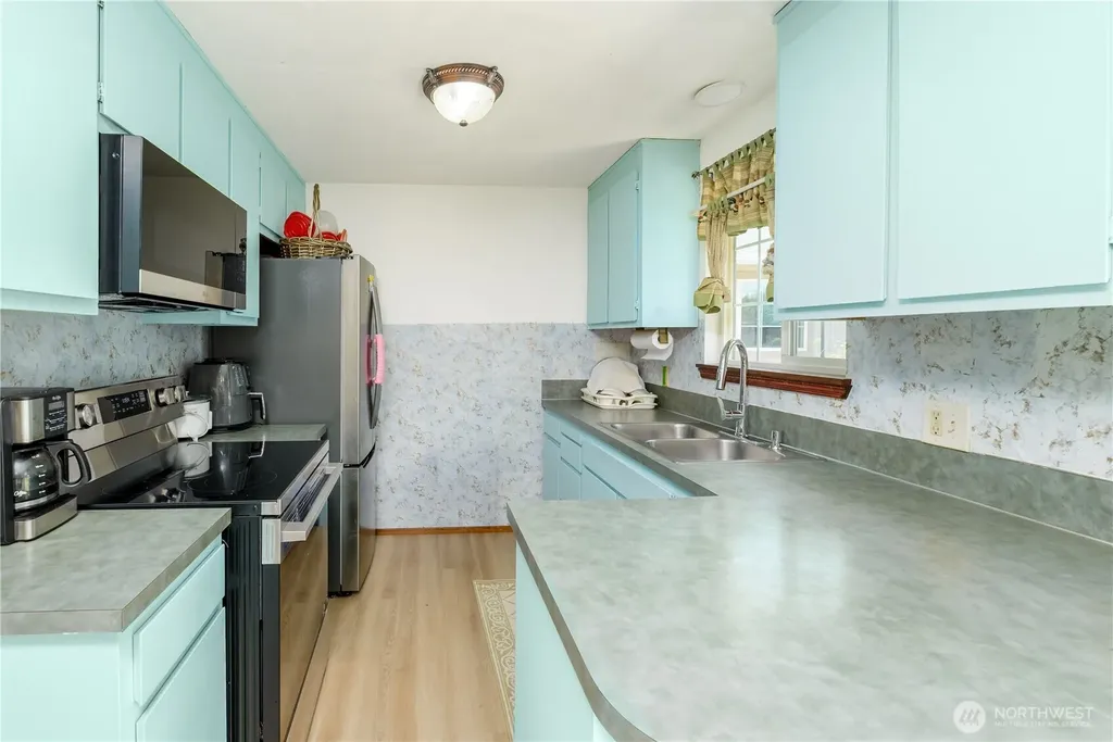 70 Ridge Place Sequim WA 98362