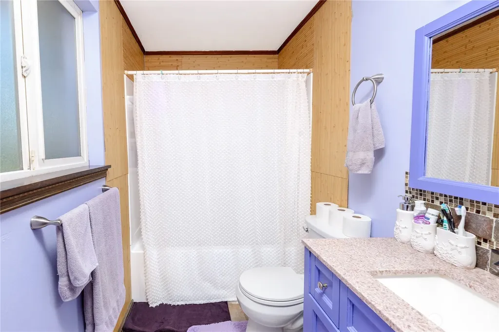 70 Ridge Place Sequim WA 98362