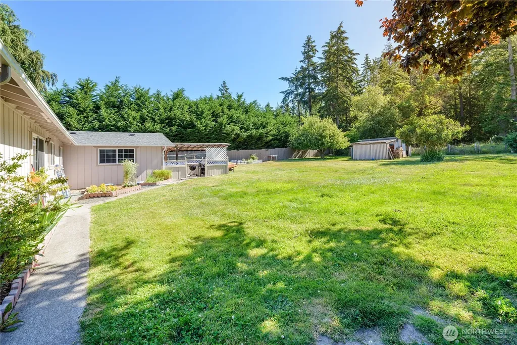 70 Ridge Place Sequim WA 98362