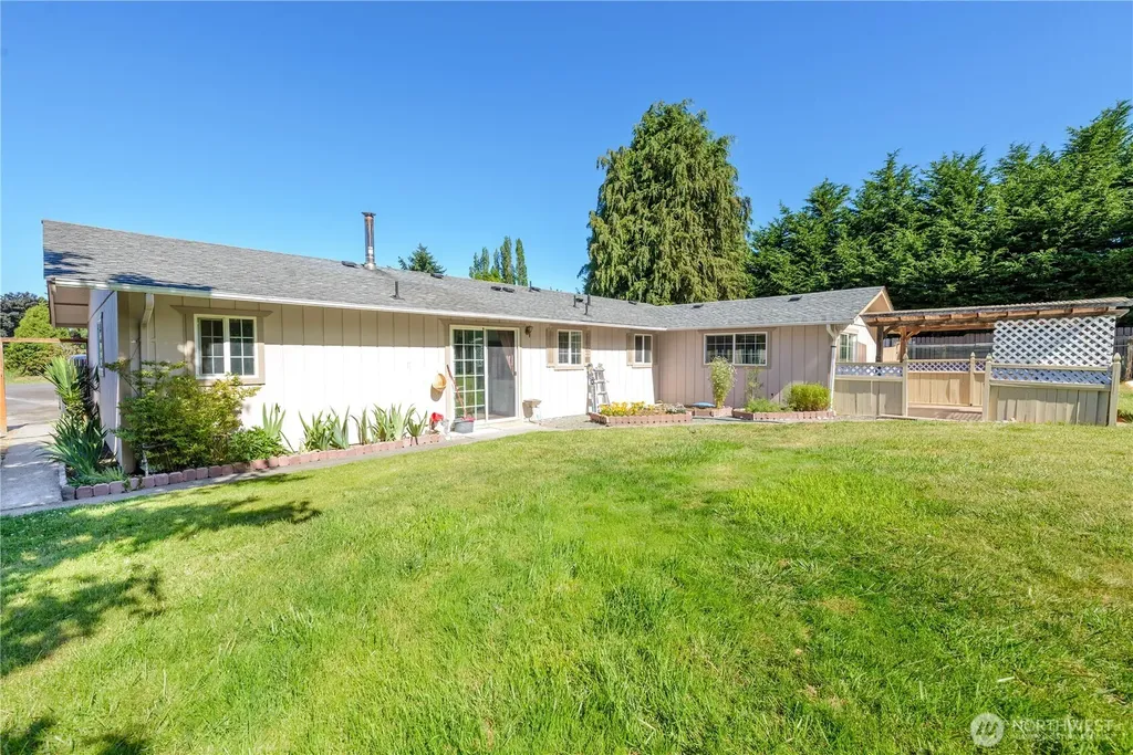 70 Ridge Place Sequim WA 98362