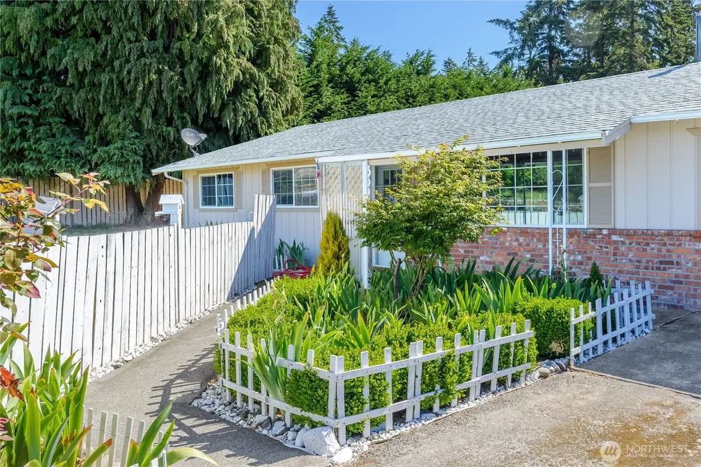 70 Ridge Place Sequim WA 98362