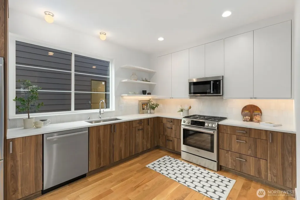 3932 S Angeline Street Seattle WA 98118