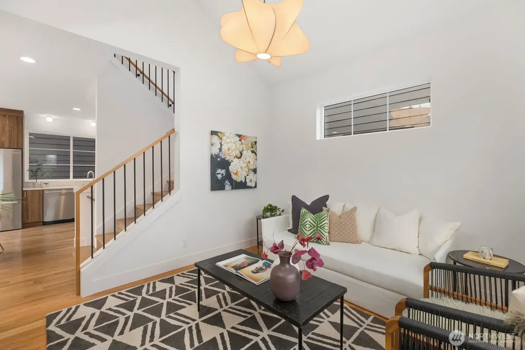 3932 S Angeline Street Seattle WA 98118