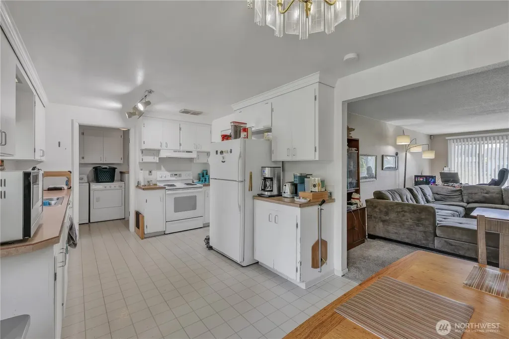 13620 14th Avenue S Tacoma WA 98444