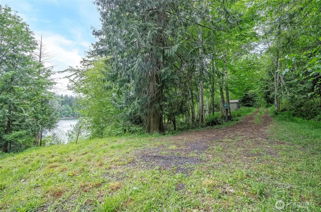 407 SE Allen Road Shelton WA 98584