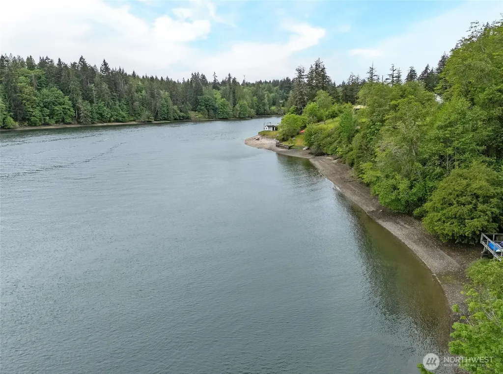 407 SE Allen Road Shelton WA 98584