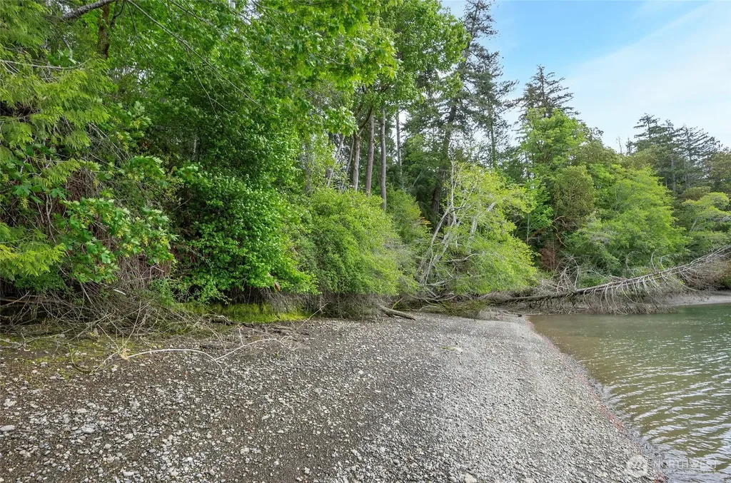 407 SE Allen Road Shelton WA 98584