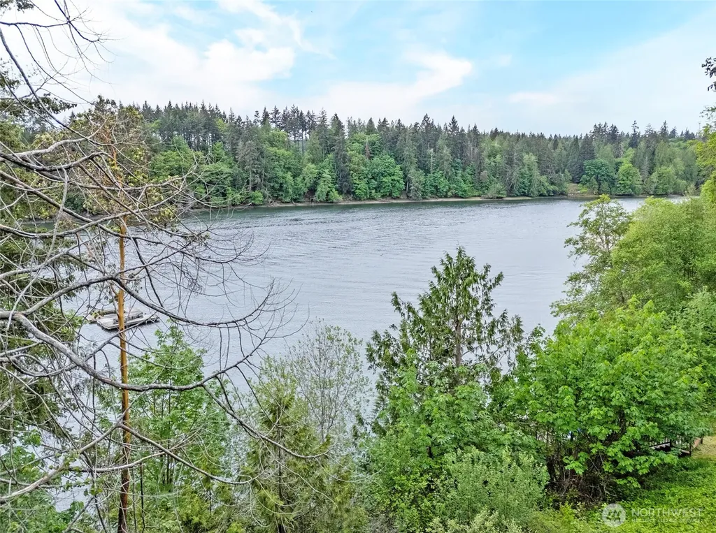 407 SE Allen Road Shelton WA 98584