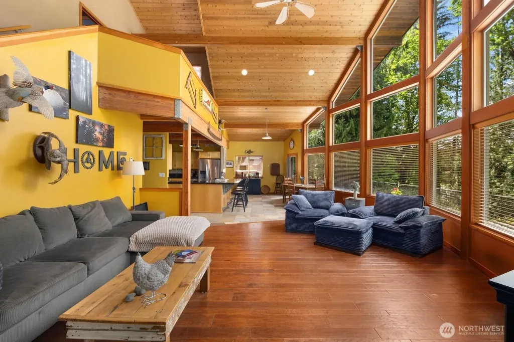42813 Rivers Edge Court Concrete WA 98237