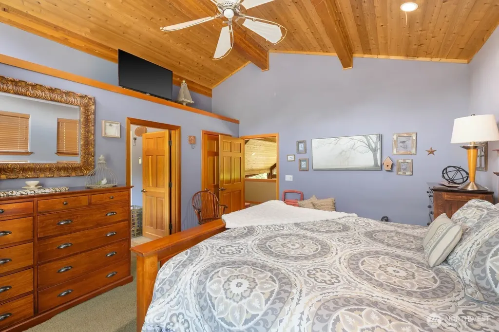 42813 Rivers Edge Court Concrete WA 98237