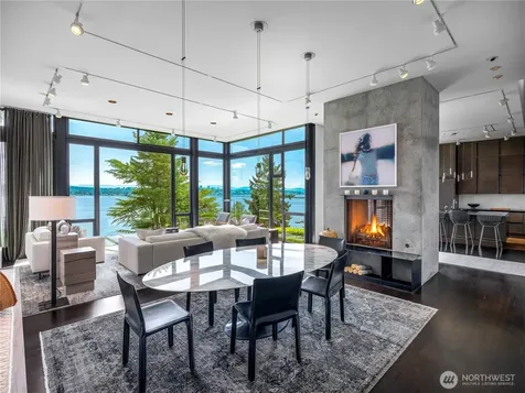 3310 E Laurelhurst Drive NE Seattle WA 98105
