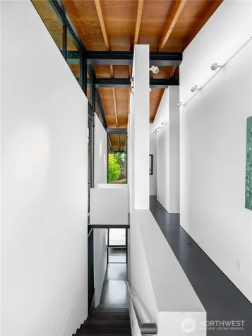 3310 E Laurelhurst Drive NE Seattle WA 98105
