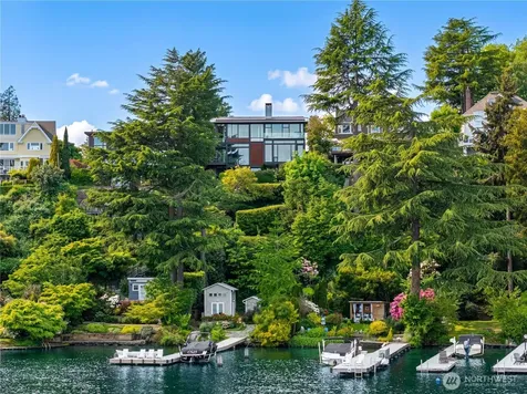 3310 E Laurelhurst Drive NE Seattle WA 98105