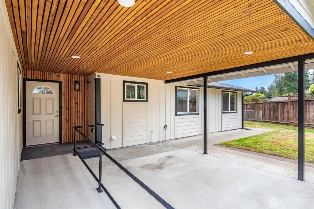 14909 12th Avenue E Tacoma WA 98445