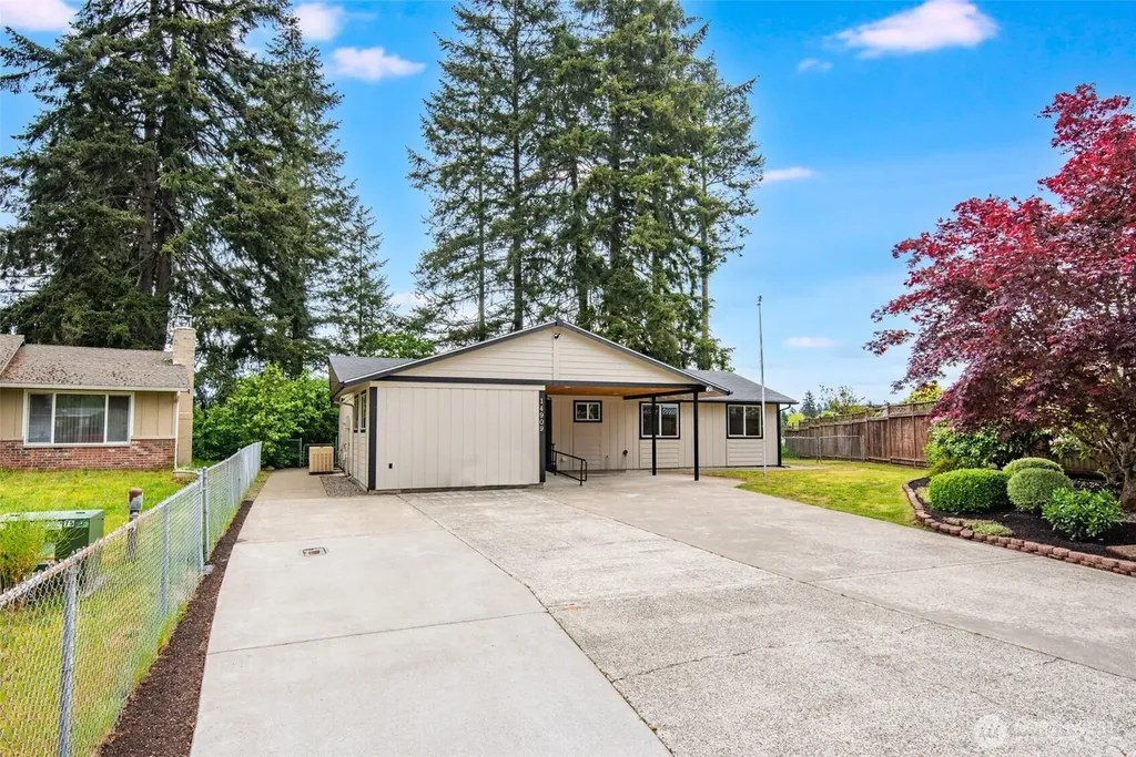 14909 12th Avenue E Tacoma WA 98445