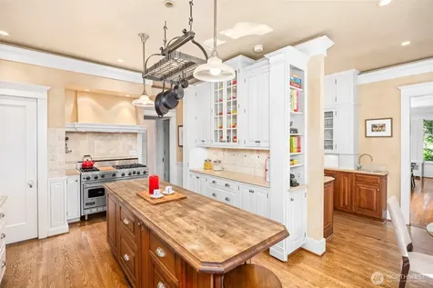 2218 E Prospect Street Seattle WA 98112