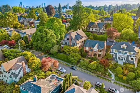 2218 E Prospect Street Seattle WA 98112