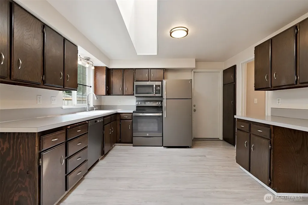 3627 Princeton Court SE Lacey WA 98503