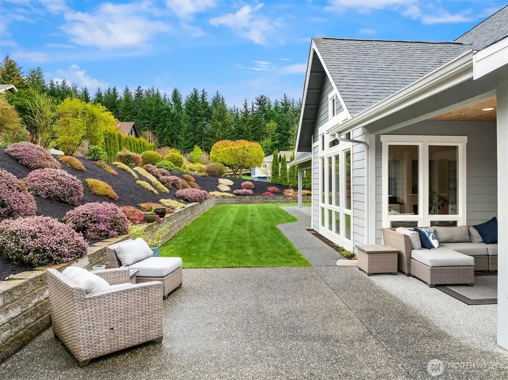 23178 Aslan Place NE Kingston WA 98346