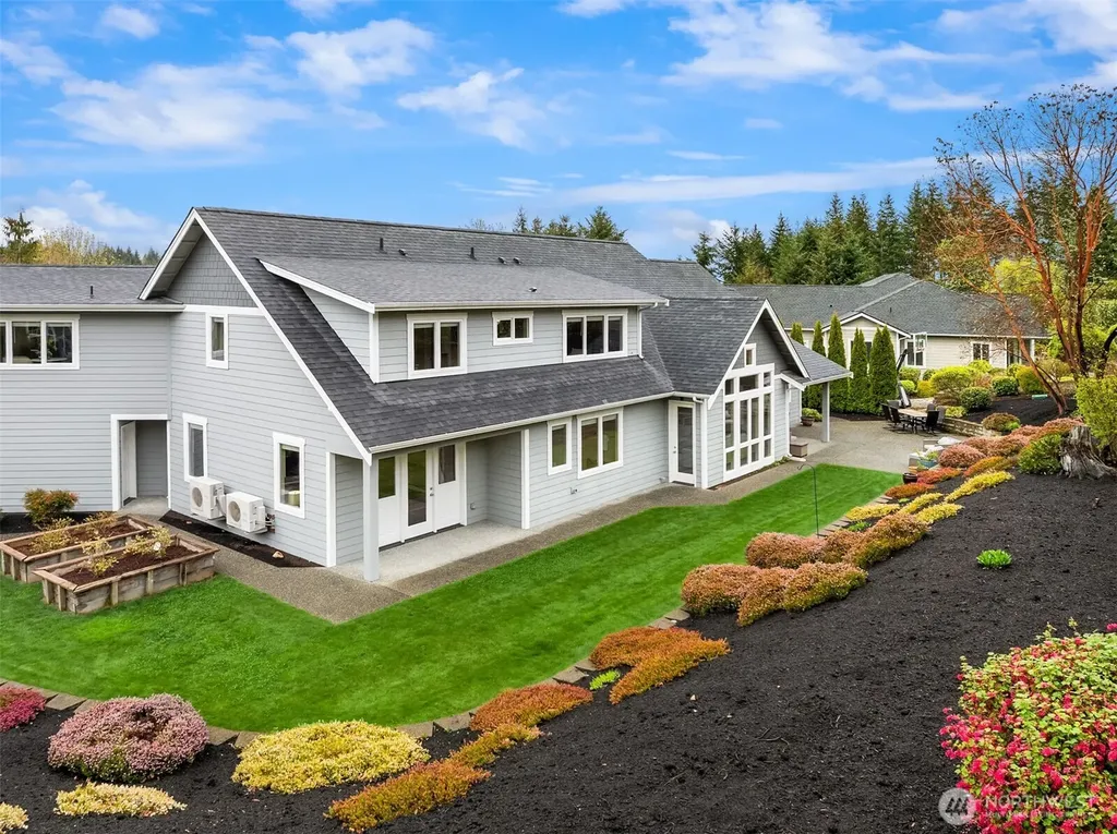 23178 Aslan Place NE Kingston WA 98346