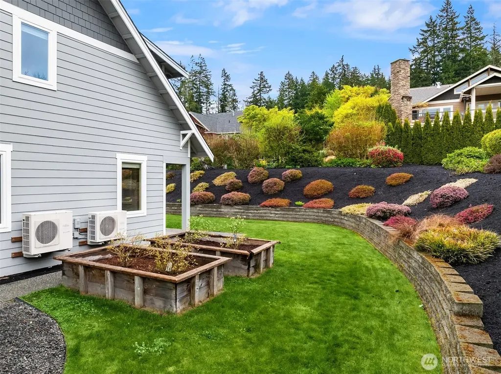 23178 Aslan Place NE Kingston WA 98346