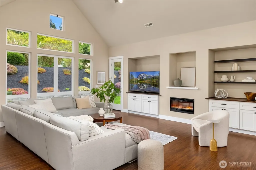 23178 Aslan Place NE Kingston WA 98346