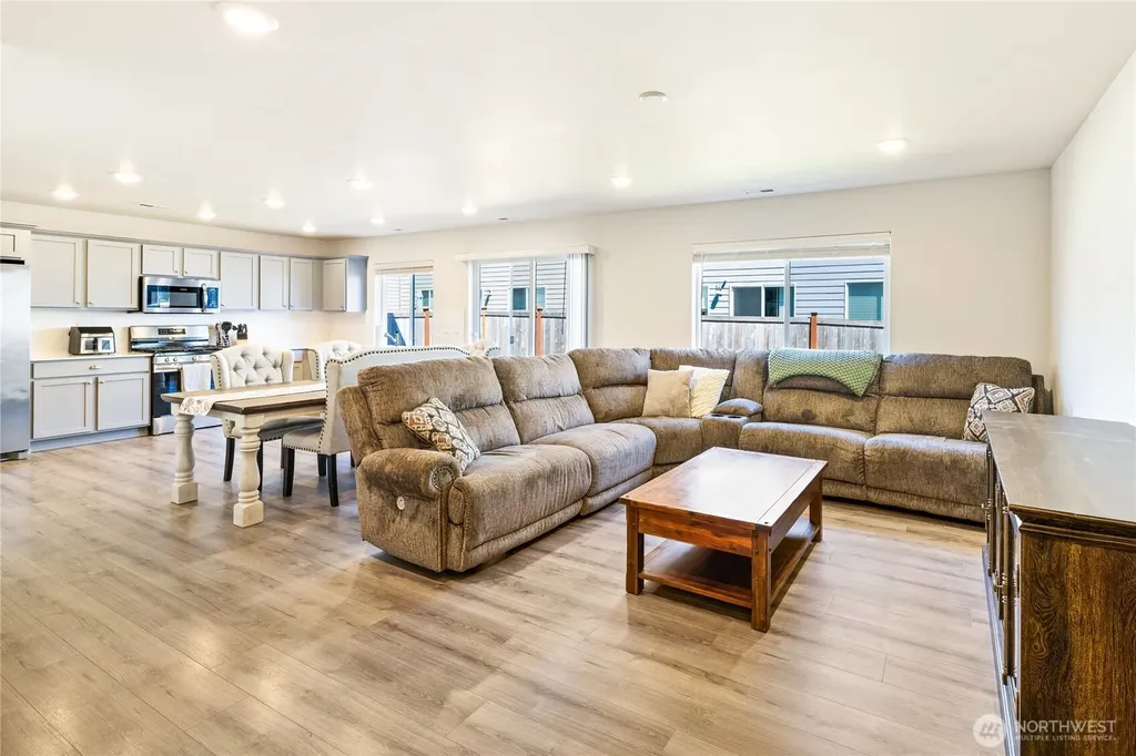 1137 15th Avenue Sultan WA 98294