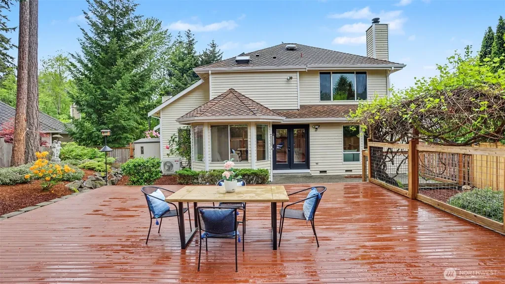 18314 142nd Avenue SE Renton WA 98058