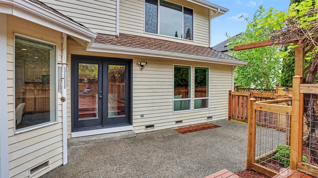 18314 142nd Avenue SE Renton WA 98058