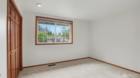18314 142nd Avenue SE Renton WA 98058