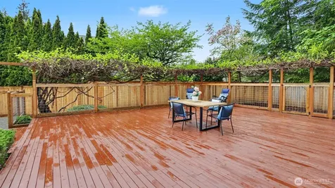 18314 142nd Avenue SE Renton WA 98058