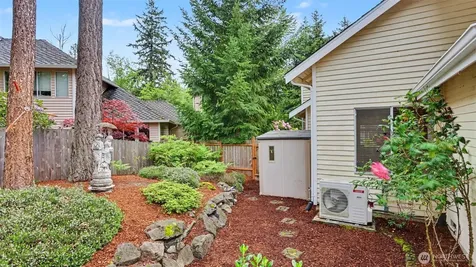 18314 142nd Avenue SE Renton WA 98058