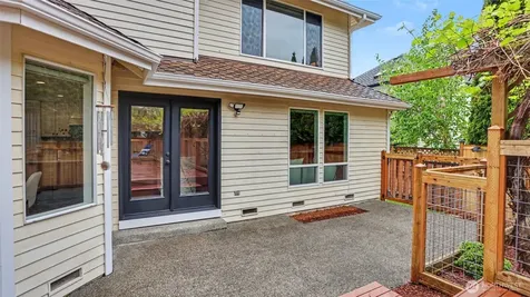 18314 142nd Avenue SE Renton WA 98058