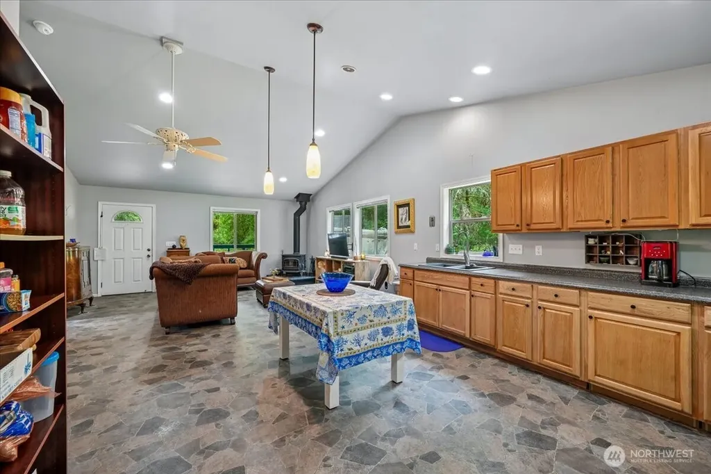 11508 Claussen Road Anderson Island WA 98303