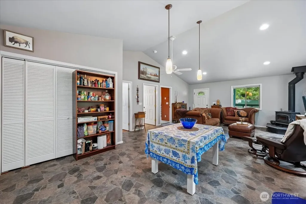 11508 Claussen Road Anderson Island WA 98303