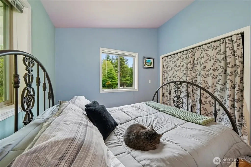 11508 Claussen Road Anderson Island WA 98303
