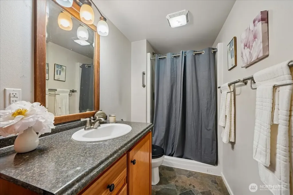 11508 Claussen Road Anderson Island WA 98303