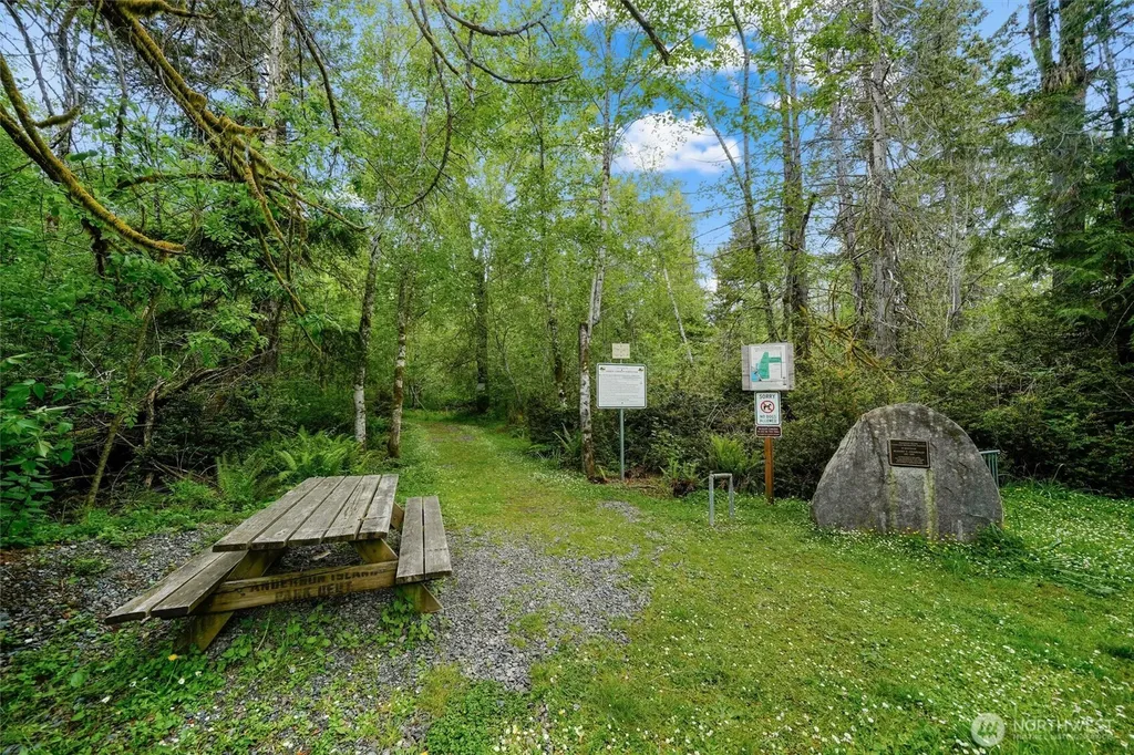 11508 Claussen Road Anderson Island WA 98303