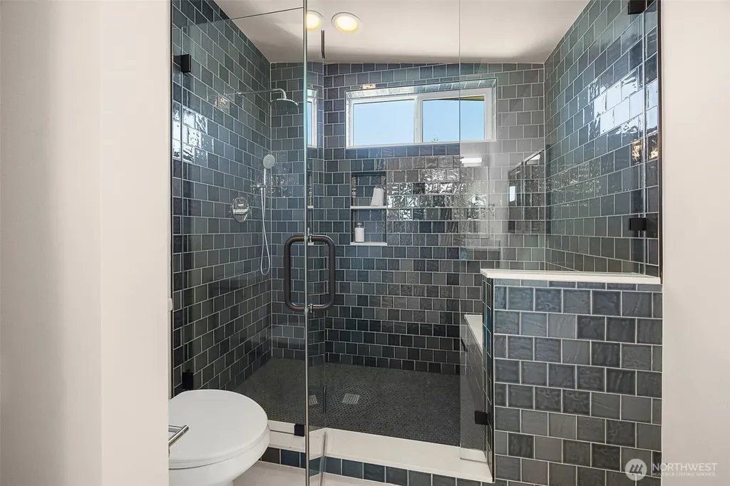 4108 30th Avenue S Seattle WA 98108
