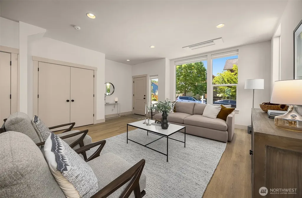 4108 30th Avenue S Seattle WA 98108