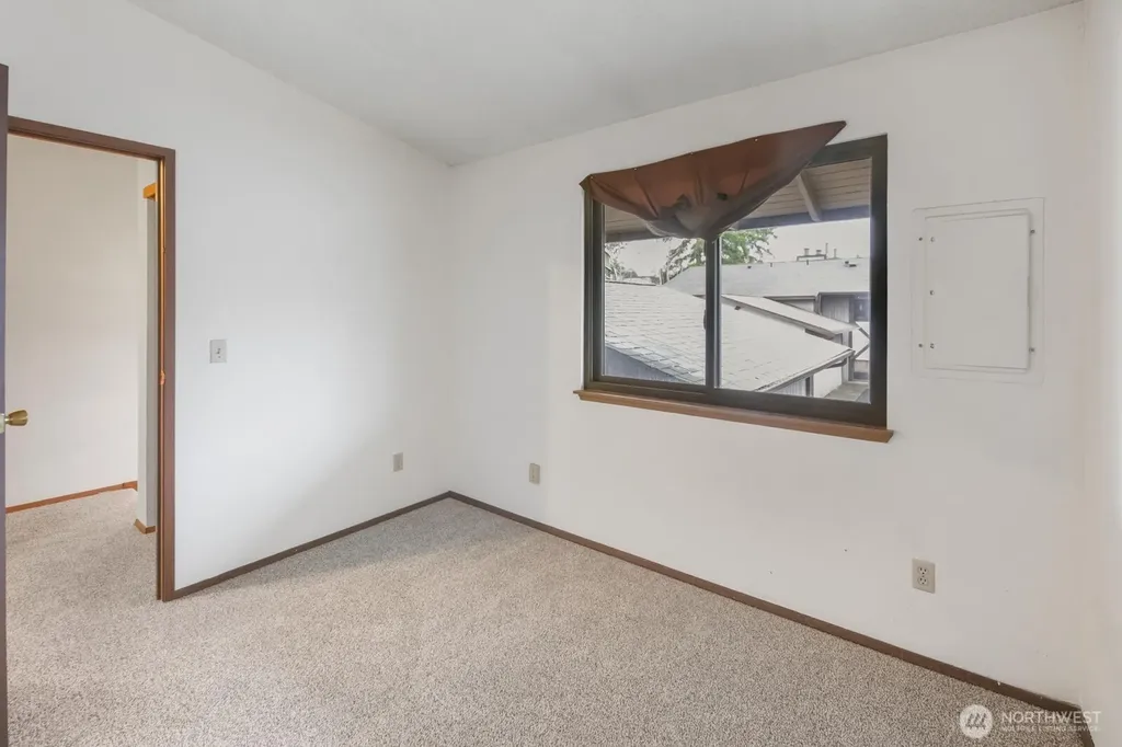 323 SW 112th Street Seattle WA 98146