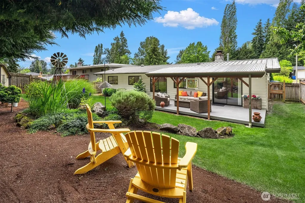 40 151st Place NE Bellevue WA 98007