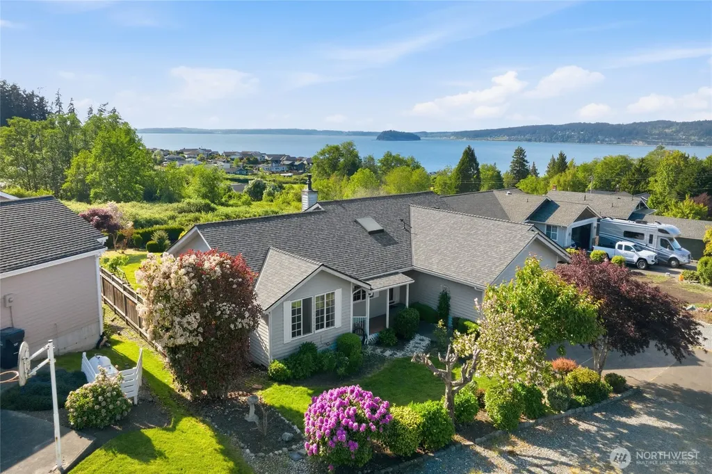 752 Sandstone Lane Camano Island WA 98282