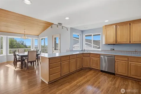 752 Sandstone Lane Camano Island WA 98282