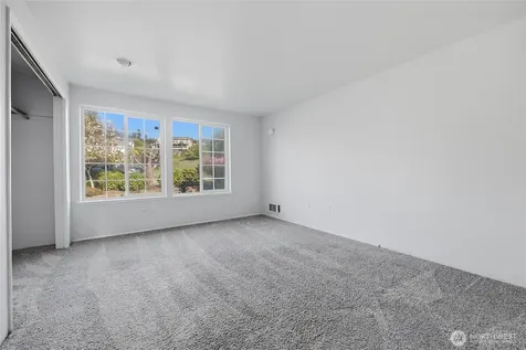 752 Sandstone Lane Camano Island WA 98282