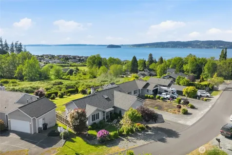 752 Sandstone Lane Camano Island WA 98282