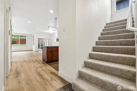 8128 Wolcott Avenue S Seattle WA 98118