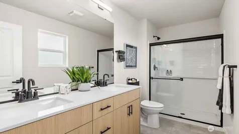 15215 35th Ave W Lynnwood WA 98087