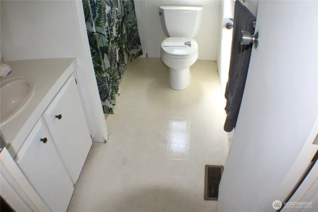 11715 64th St NE Lake Stevens WA 98258