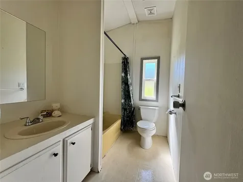 11715 64th St NE Lake Stevens WA 98258